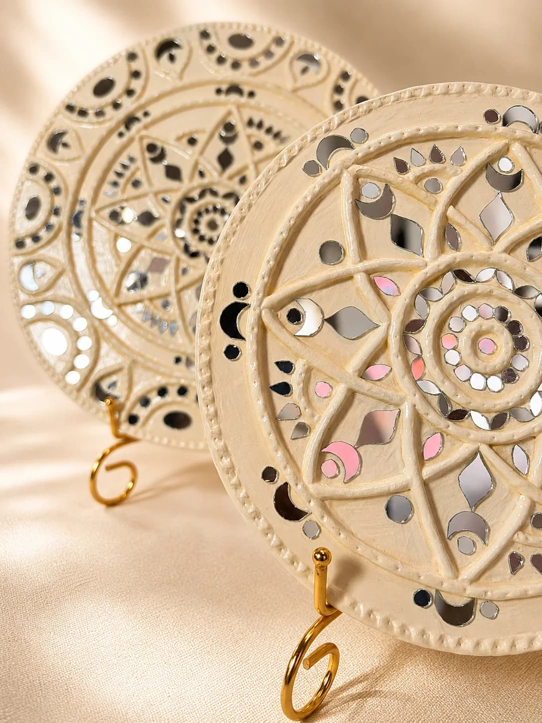 04-star-crossed-mirror-inlay-closeup