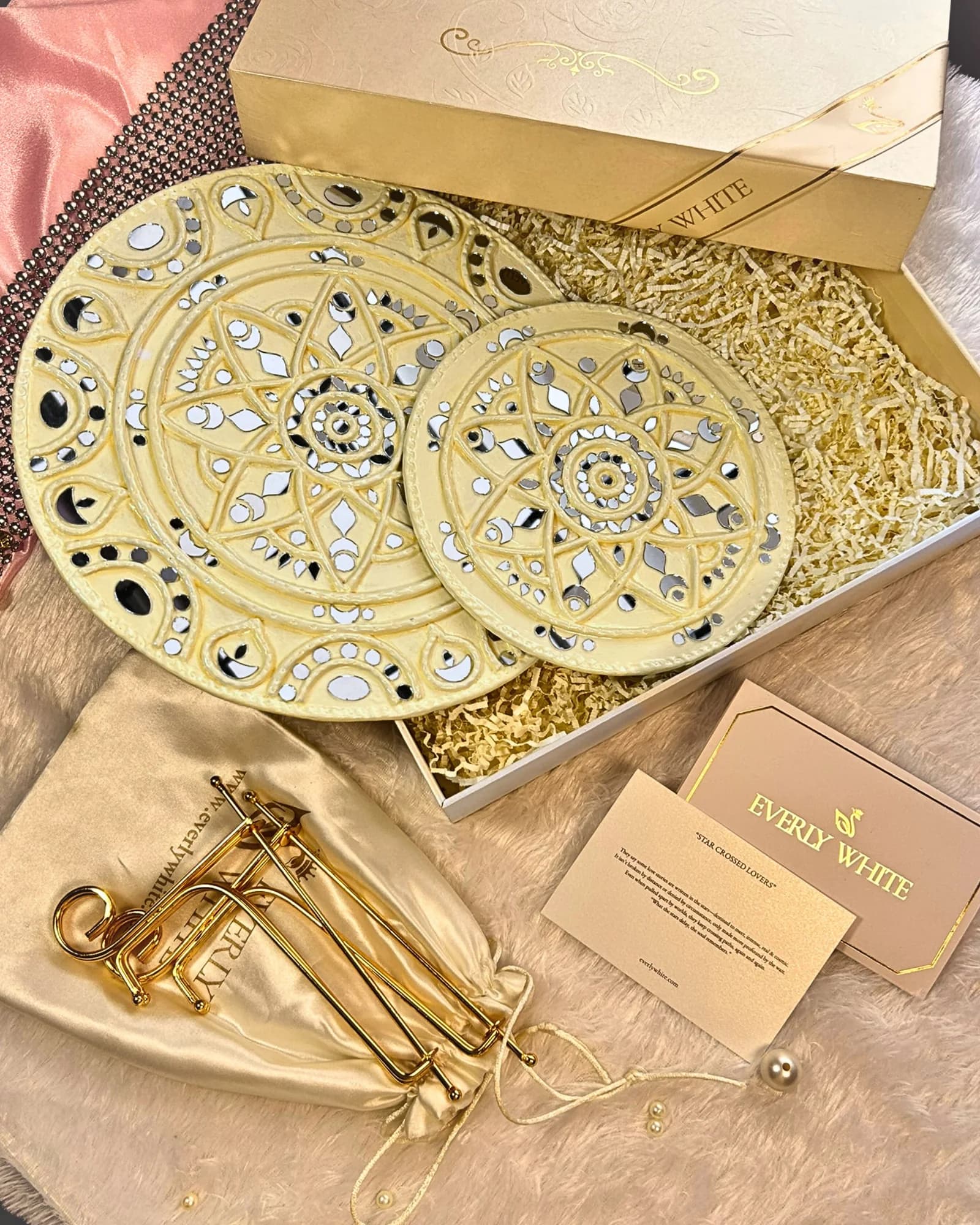 07-star-crossed-gift-packaging