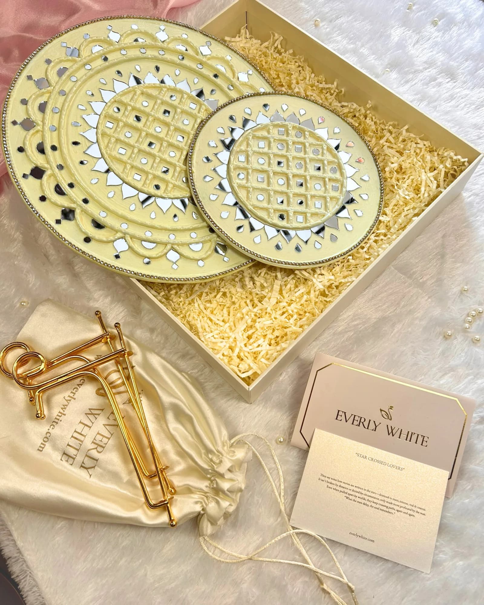 07-string-of-fate-gift-packaging