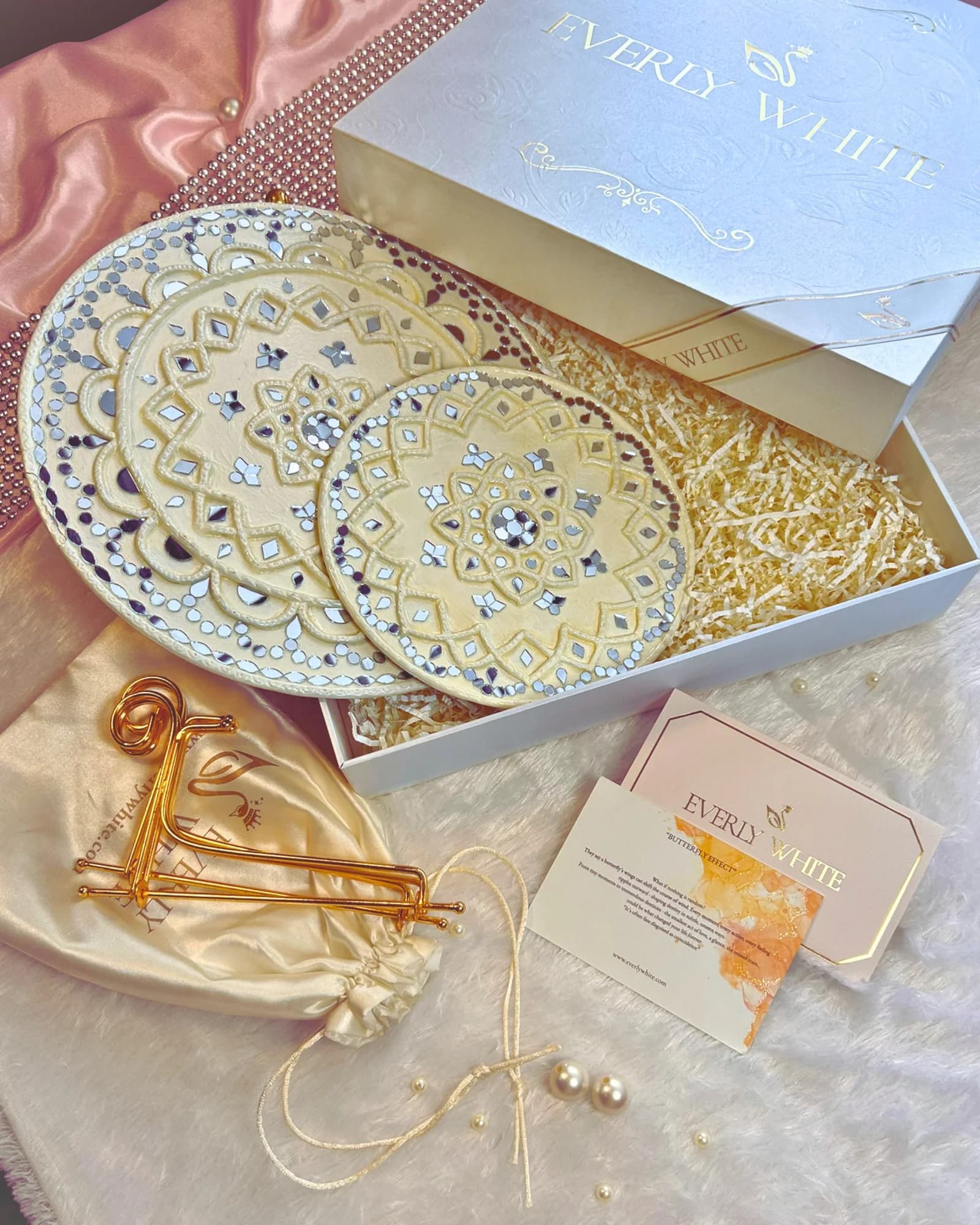 07-twin-flames-gift-packaging